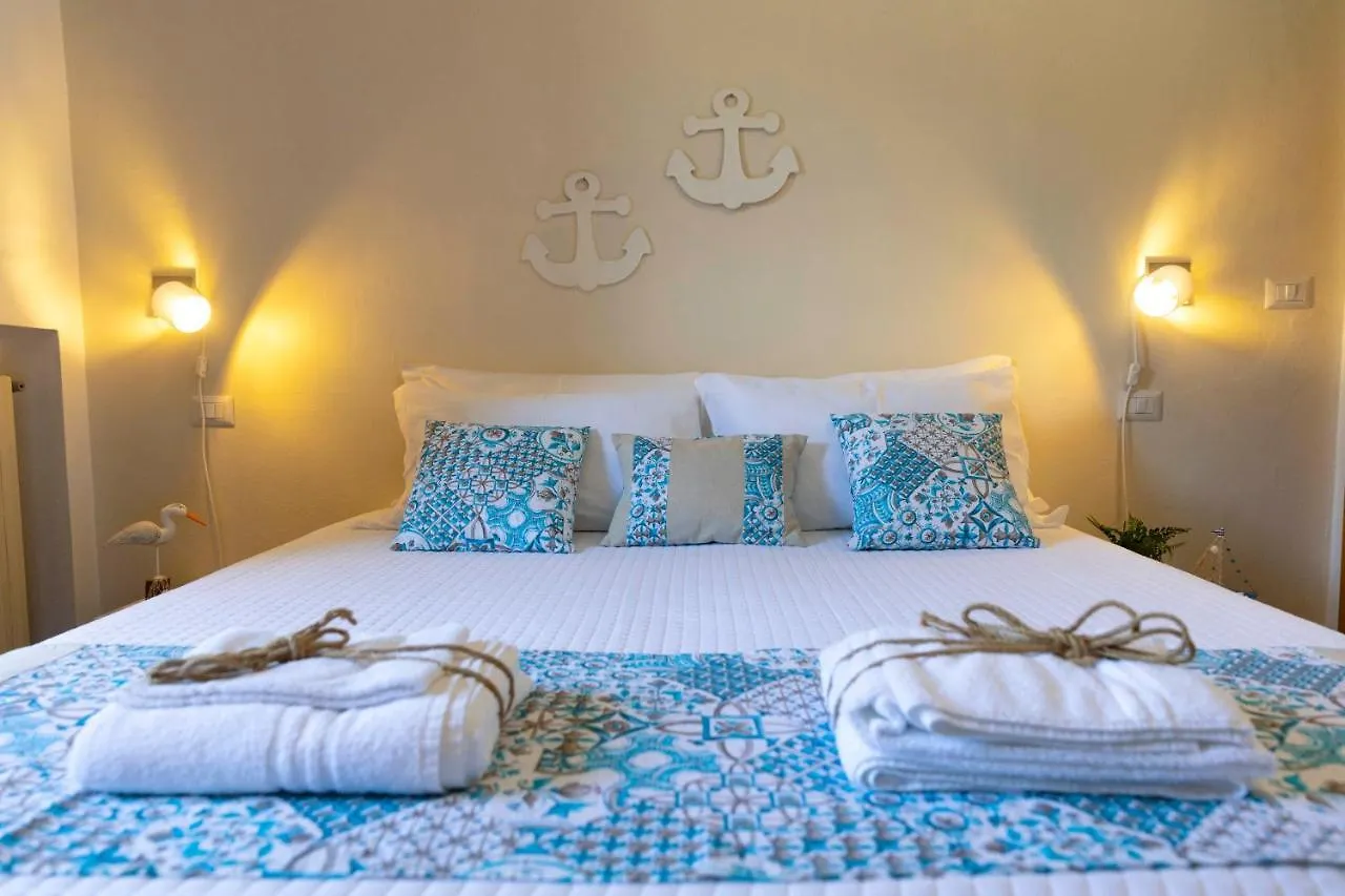 Guest house Villa Curiazzi Guesthouse Viale La Pelosa 16 Stintino