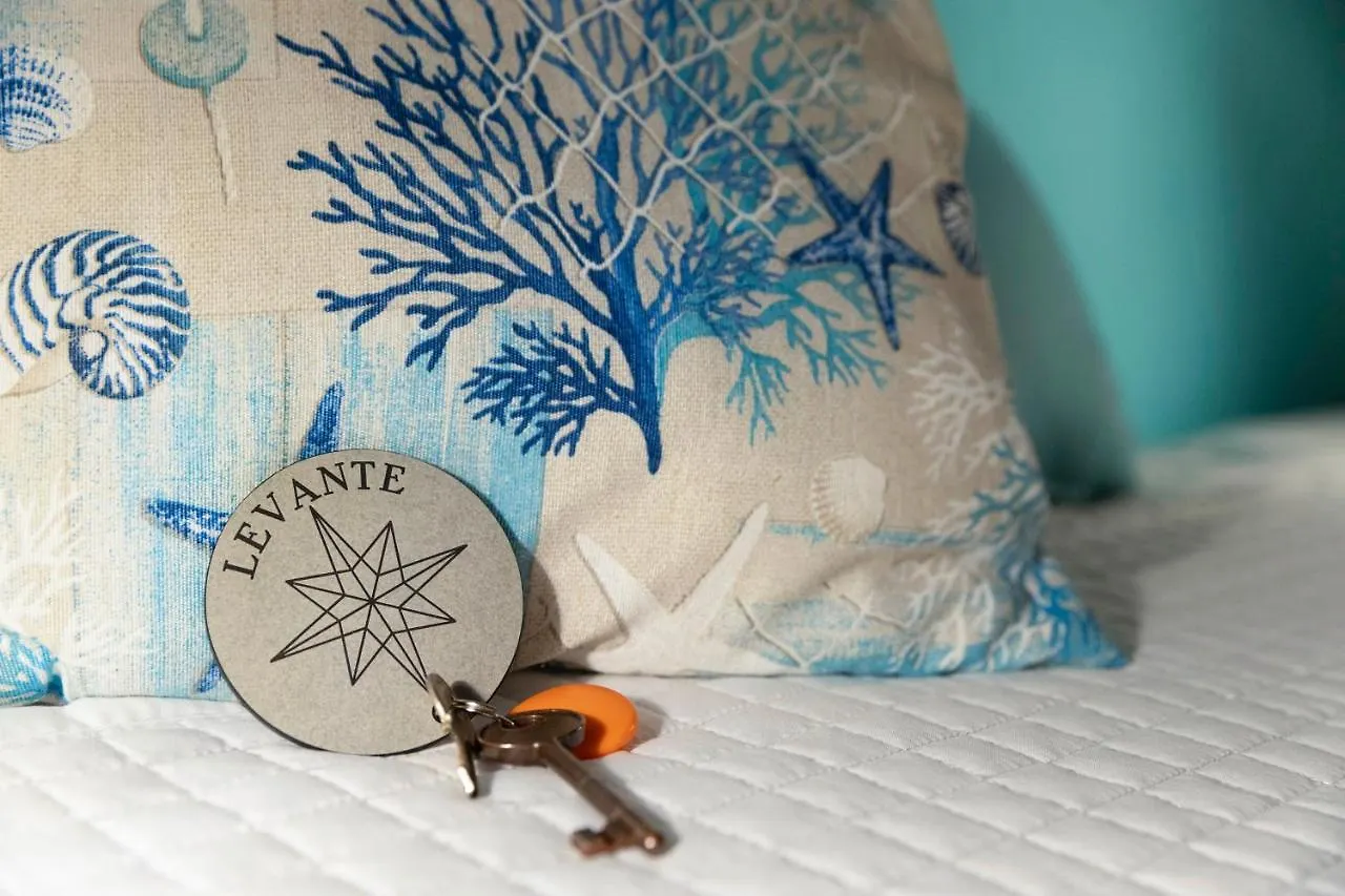 Villa Curiazzi Guesthouse Viale La Pelosa 16 Stintino Guest house